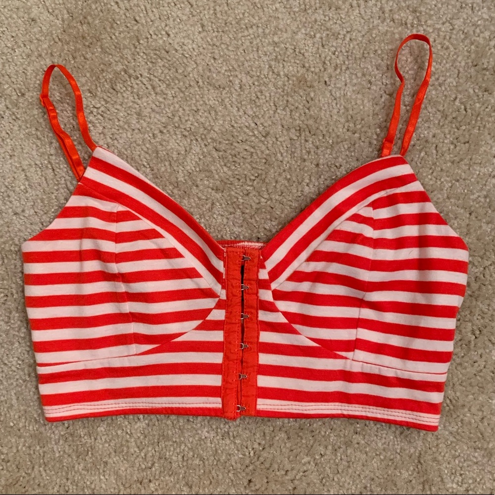 Clasp front striped crop top